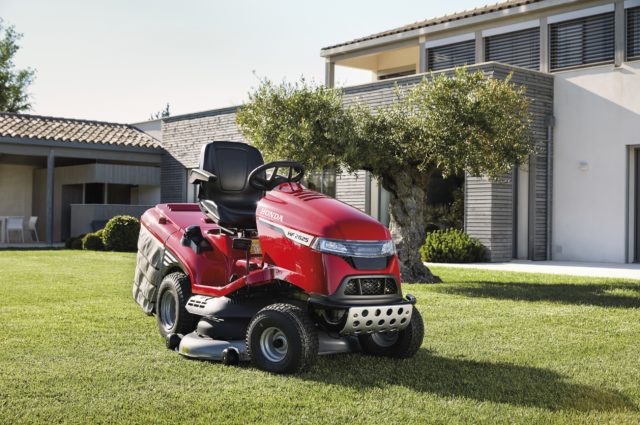  Honda Grass Tractor - (HF2625)